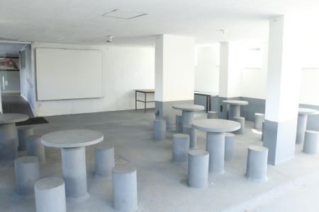 Apartamento para alugar com 60m², 2 quartos e 1 vagaÁrea comum