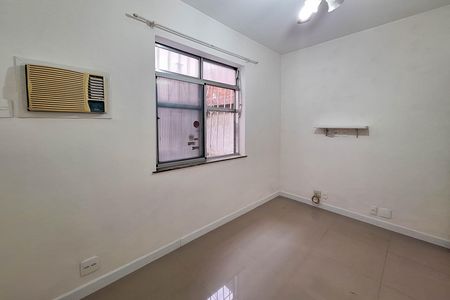 Quarto 2 de apartamento para alugar com 3 quartos, 110m² em Icaraí, Niterói