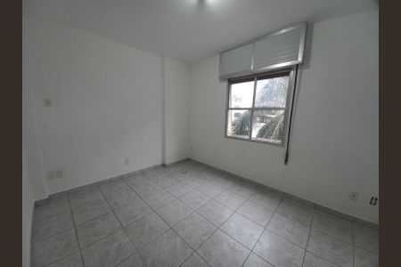 Apartamento para alugar com 85m², 2 quartos e 1 vaga Apartamento para alugar com 85m², 2 quartos e 1 vagaQuarto 2