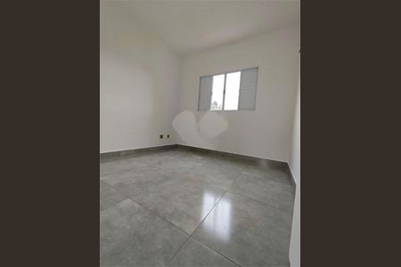 Casa à venda com 2 quartos, 73m² em Vila Aurea, São Paulo