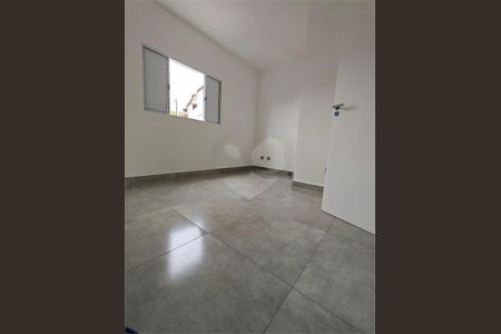 Casa à venda com 2 quartos, 73m² em Vila Aurea, São Paulo