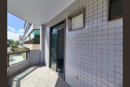 Apartamento para alugar com 70m², 2 quartos e 1 vaga Apartamento para alugar com 70m², 2 quartos e 1 vagaSuíte varanda