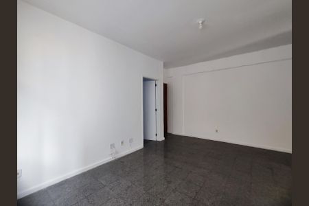 Apartamento para alugar com 70m², 2 quartos e 1 vaga Apartamento para alugar com 70m², 2 quartos e 1 vagaSala