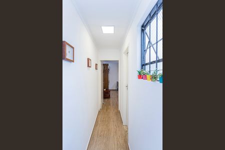 Casa para alugar com 120m², 2 quartos e 2 vagasCorredor