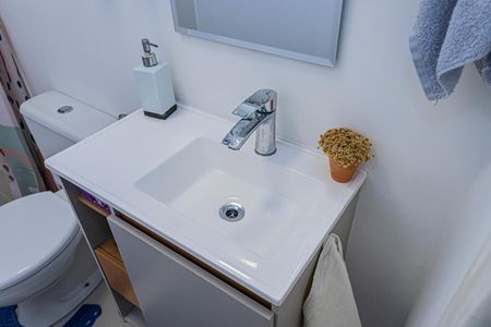 Banheiro suite de casa para alugar com 2 quartos, 120m² em Vila Hebe, São Paulo