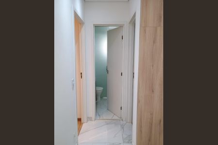 Banheiro de apartamento para alugar com 2 quartos, 52m² em Alphaville Empresarial, Barueri