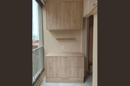 Apartamento para alugar com 52m², 2 quartos e 1 vagaVaranda