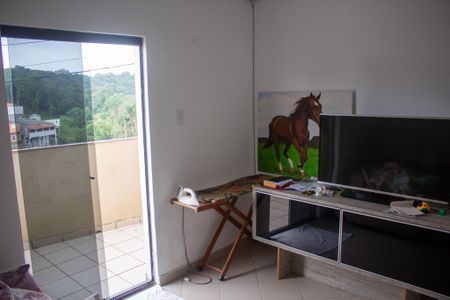 Casa para alugar com 50m², 3 quartos e 2 vagas Casa para alugar com 50m², 3 quartos e 2 vagasSala