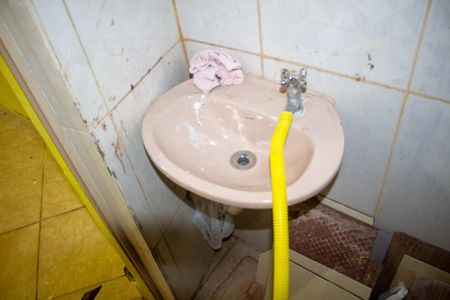 Casa para alugar com 50m², 3 quartos e 2 vagas Casa para alugar com 50m², 3 quartos e 2 vagasBanheiro Garagem