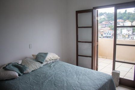 Casa para alugar com 50m², 3 quartos e 2 vagas Casa para alugar com 50m², 3 quartos e 2 vagasSuite