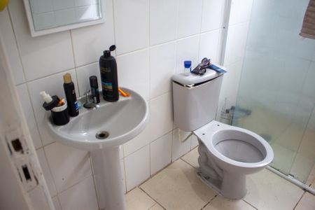 Casa para alugar com 50m², 3 quartos e 2 vagas Casa para alugar com 50m², 3 quartos e 2 vagasBanheiro 1