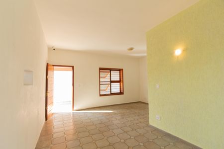 Casa para alugar com 489m², 3 quartos e 2 vagas