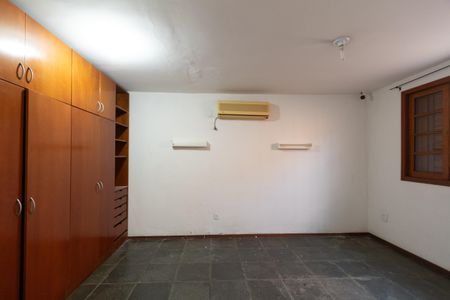 Casa para alugar com 489m², 3 quartos e 2 vagas