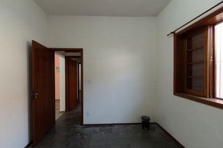 Casa para alugar com 489m², 3 quartos e 2 vagas