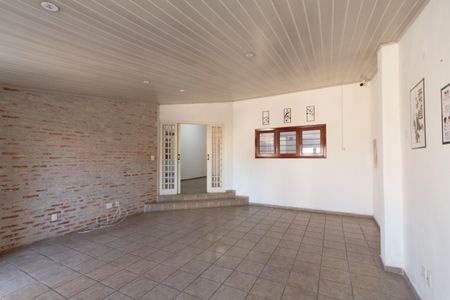 Casa para alugar com 489m², 3 quartos e 2 vagas