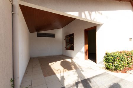 Casa para alugar com 489m², 3 quartos e 2 vagas