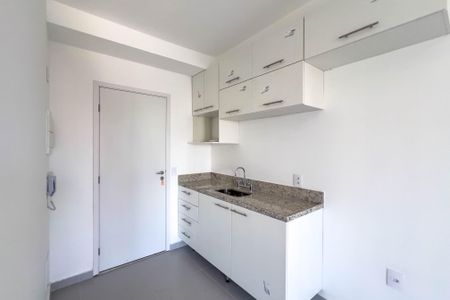 Cozinha de kitnet/studio à venda com 1 quarto, 23m² em Jardim Aurelia, São Paulo