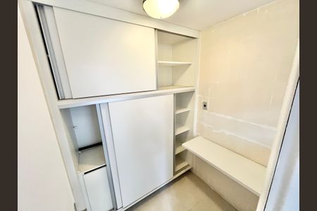 Casa à venda com 278m², 4 quartos e 3 vagasQuarto de Serviço