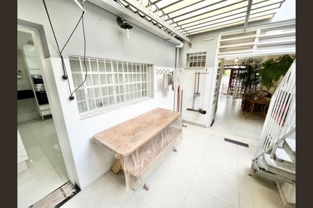 Casa à venda com 278m², 4 quartos e 3 vagasÁrea de Serviço