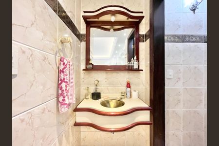 Casa à venda com 278m², 4 quartos e 3 vagasPia