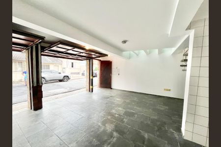 Casa à venda com 278m², 4 quartos e 3 vagasGaragem