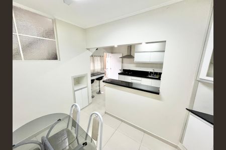 Casa à venda com 278m², 4 quartos e 3 vagasCozinha