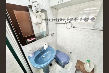Casa à venda com 278m², 4 quartos e 3 vagasBanheiro da Suíte 1