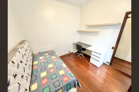 Casa à venda com 278m², 4 quartos e 3 vagasQuarto 4