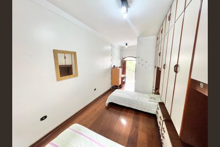 Casa à venda com 278m², 4 quartos e 3 vagasQuarto Suíte 1