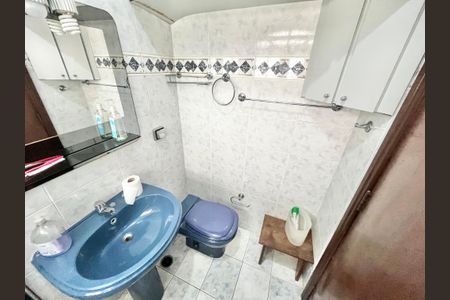 Casa à venda com 278m², 4 quartos e 3 vagasBanheiro da Suíte 1