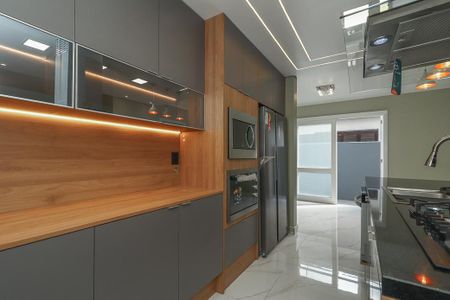 Casa à venda com 223m², 3 quartos e 2 vagasCozinha