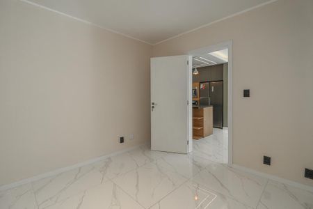 Casa à venda com 223m², 3 quartos e 2 vagasQuarto Suíte