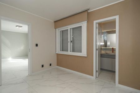 Casa à venda com 223m², 3 quartos e 2 vagasQuarto Suíte