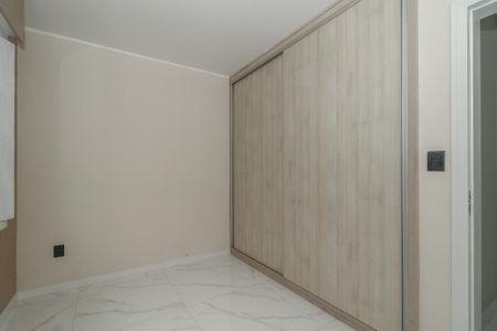 Casa à venda com 223m², 3 quartos e 2 vagasQuarto 2