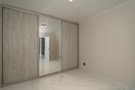 Casa à venda com 223m², 3 quartos e 2 vagasQuarto Suíte