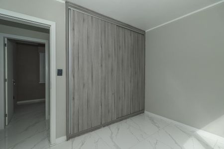 Casa à venda com 223m², 3 quartos e 2 vagasQuarto 3