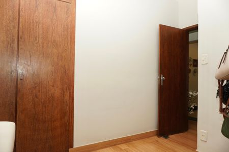 Apartamento à venda com 85m², 3 quartos e 2 vagasQuarto 1