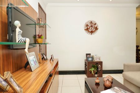 Sala de apartamento à venda com 3 quartos, 85m² em Cidade Nova, Belo Horizonte