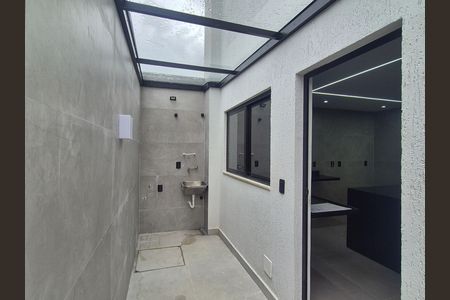 Casa de condomínio à venda com 265m², 4 quartos e 3 vagas