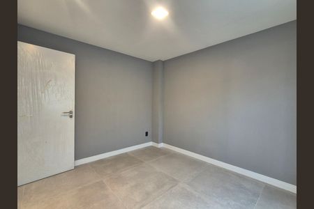 Casa de condomínio à venda com 265m², 4 quartos e 3 vagas
