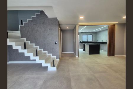 Casa de condomínio à venda com 265m², 4 quartos e 3 vagas