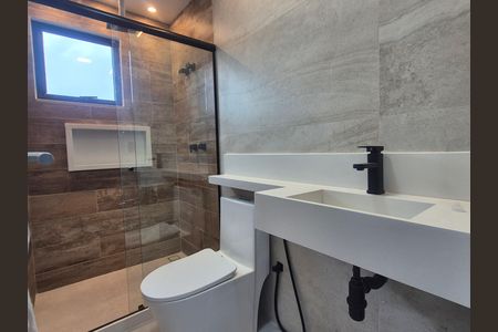 Casa de condomínio à venda com 265m², 4 quartos e 3 vagas