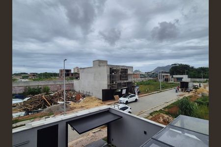 Casa de condomínio à venda com 265m², 4 quartos e 3 vagas