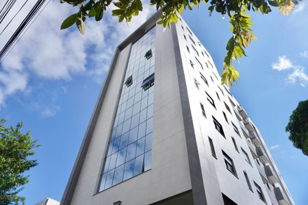 Apartamento para alugar com 70m², 2 quartos e 2 vagas