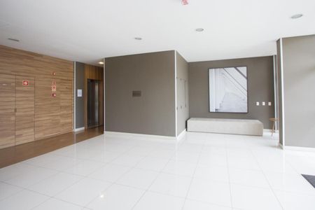 Apartamento à venda com 85m², 2 quartos e 2 vagasHall de entrada