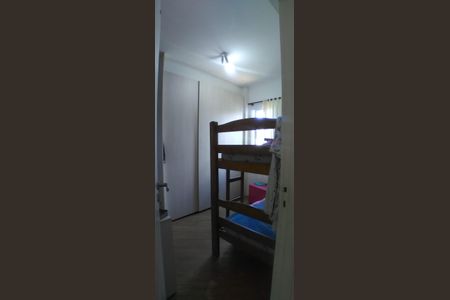 Quarto  de apartamento para alugar com 3 quartos, 104m² em Jardim Tupanci, Barueri