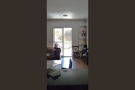 Sala de apartamento para alugar com 3 quartos, 104m² em Jardim Tupanci, Barueri