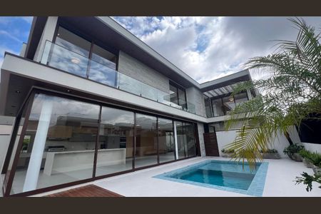 Casa de condomínio à venda com 297m², 4 quartos e 4 vagas Casa de condomínio à venda com 297m², 4 quartos e 4 vagasFoto 12