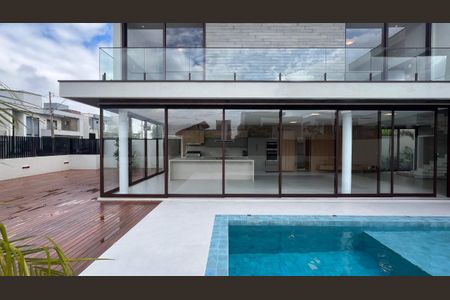 Casa de condomínio à venda com 297m², 4 quartos e 4 vagas Casa de condomínio à venda com 297m², 4 quartos e 4 vagasFoto 14