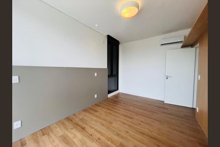 Casa de condomínio à venda com 297m², 4 quartos e 4 vagas Casa de condomínio à venda com 297m², 4 quartos e 4 vagasFoto 34